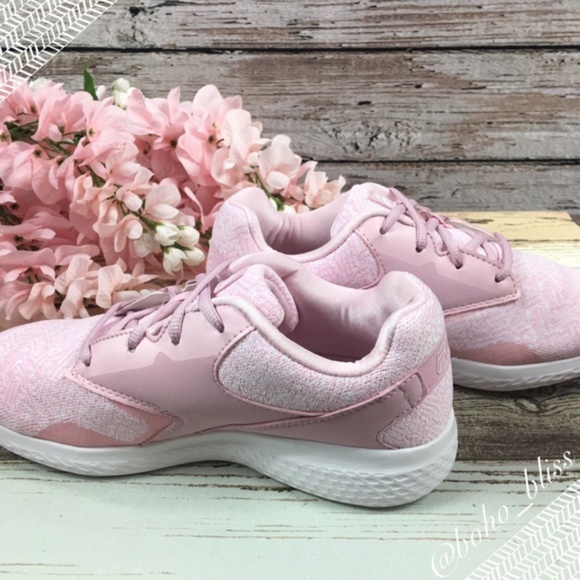 FILA | Baby Pink Knit Sneakers NEW - Picture 2 of 7